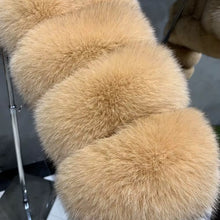 Load image into Gallery viewer, Tiffany
