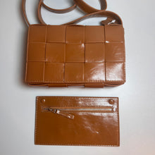 Load image into Gallery viewer, Non Branded- No Logo Brown Brooklyn Bag
