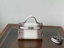 Load image into Gallery viewer, Non Branded- No Logo (Embossed Croc) mini bag (diamond)
