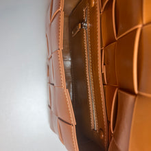 Load image into Gallery viewer, Non Branded- No Logo Brown Brooklyn Bag
