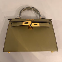 Load image into Gallery viewer, Non Branded-No Logo (Epsom Leather) mini bag (gold)
