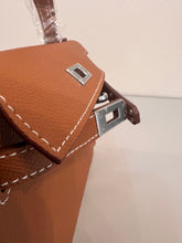 Load image into Gallery viewer, Non Branded-No Logo (Epsom Leather) mini bag (silver)
