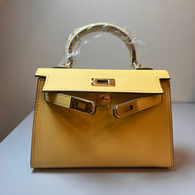 Load image into Gallery viewer, Non Branded-No Logo (Epsom Leather) mini bag (gold)
