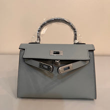 Load image into Gallery viewer, Non Branded-No Logo (Epsom Leather) mini bag (silver)

