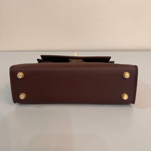 Load image into Gallery viewer, Non Branded-No Logo (Epsom Leather) mini bag (gold)
