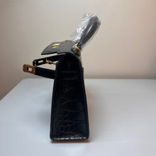 Load image into Gallery viewer, Non Branded-No Logo (Embossed Croc) mini bag (gold)

