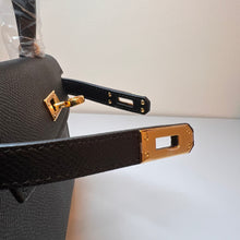 Load image into Gallery viewer, Non Branded-No Logo (Epsom Leather) mini bag (gold)
