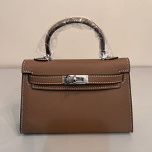Load image into Gallery viewer, Non Branded-No Logo (Epsom Leather) mini bag (silver)
