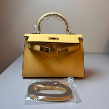 Load image into Gallery viewer, Non Branded-No Logo (Epsom Leather) mini bag (gold)
