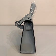Load image into Gallery viewer, Non Branded-No Logo (Epsom Leather) mini bag (silver)
