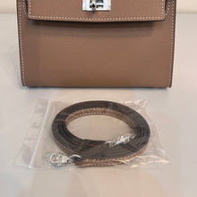 Load image into Gallery viewer, Non Branded-No Logo (Epsom Leather) mini bag (silver)
