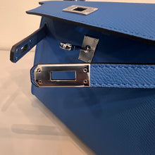 Load image into Gallery viewer, Non Branded-No Logo (Epsom Leather) mini bag (silver)
