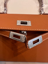 Load image into Gallery viewer, Non Branded-No Logo (Epsom Leather) mini bag (silver)
