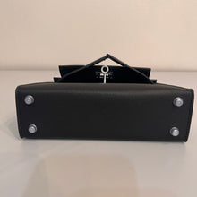 Load image into Gallery viewer, Non Branded-No Logo (Epsom Leather) mini bag (silver)
