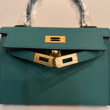 Load image into Gallery viewer, Non Branded-No Logo (Epsom Leather) mini bag (gold)
