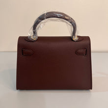 Load image into Gallery viewer, Non Branded-No Logo (Epsom Leather) mini bag (gold)

