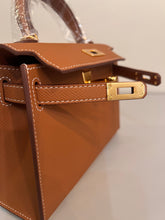 Load image into Gallery viewer, Non Branded-No Logo (Epsom Leather) mini bag (gold)
