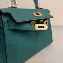 Load image into Gallery viewer, Non Branded-No Logo (Epsom Leather) mini bag (gold)
