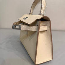 Load image into Gallery viewer, Non Branded-No Logo (Epsom Leather) mini bag (silver)
