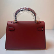 Load image into Gallery viewer, Non Branded-No Logo (Epsom Leather) mini bag (gold)
