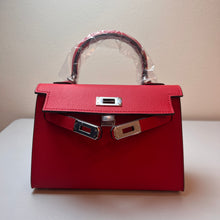 Load image into Gallery viewer, Non Branded-No Logo (Epsom Leather) mini bag (silver)
