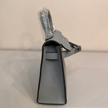 Load image into Gallery viewer, Non Branded-No Logo (Epsom Leather) mini bag (silver)
