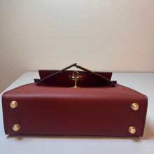 Load image into Gallery viewer, Non Branded-No Logo (Epsom Leather) mini bag (gold)
