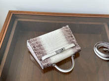Load image into Gallery viewer, Non Branded- No Logo (Embossed Croc) mini bag (diamond)
