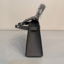 Load image into Gallery viewer, Non Branded-No Logo (Epsom Leather) mini bag (silver)
