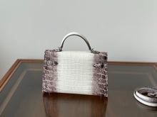Load image into Gallery viewer, Non Branded- No Logo (Embossed Croc) mini bag (diamond)
