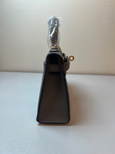 Load image into Gallery viewer, Non Branded-No Logo (Epsom Leather) mini bag (gold)

