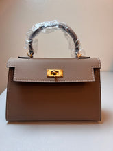 Load image into Gallery viewer, Non Branded-No Logo (Epsom Leather) mini bag (gold)
