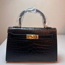 Load image into Gallery viewer, Non Branded-No Logo (Embossed Croc) mini bag (gold)
