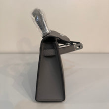 Load image into Gallery viewer, Non Branded-No Logo (Epsom Leather) mini bag (silver)
