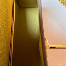 Load image into Gallery viewer, Non Branded-No Logo (Epsom Leather) mini bag (gold)
