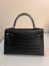 Load image into Gallery viewer, Non Branded-No Logo (Embossed Croc) mini bag (silver)
